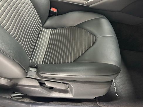 Used 2022 Toyota Camry SE image 54