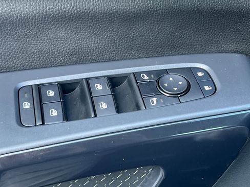 New 2026 Nissan Pathfinder SV image 14