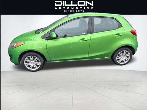 Used 2013 MAZDA MAZDA2 Sport FWD image 5