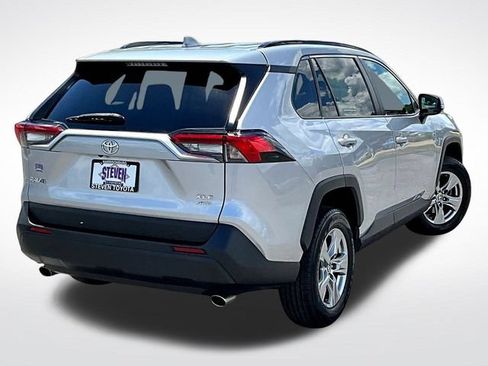 Used 2023 Toyota RAV4 XLE AWD/4WD image 6