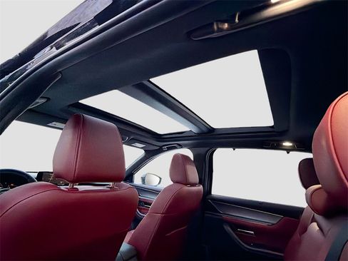 Used 2025 MAZDA CX-70 3.3 Turbo S w/ Premium Package image 25