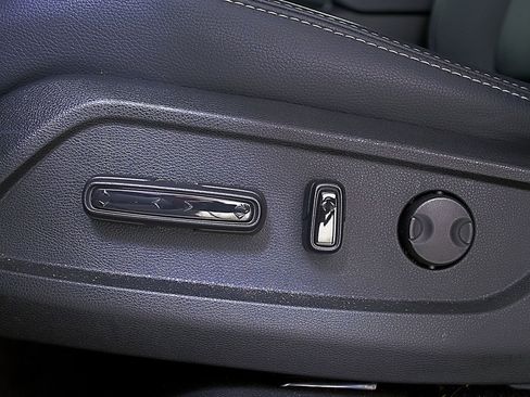 Used 2023 Honda Pilot EX-L image 24