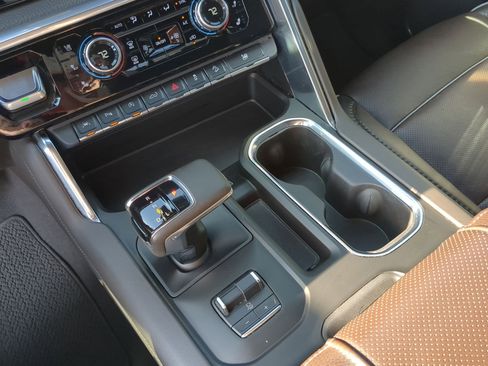 Used 2023 GMC Sierra 1500 Denali w/ Denali Reserve Package image 19