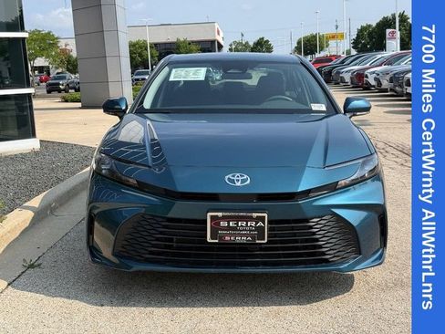 Used 2025 Toyota Camry LE FWD image 8