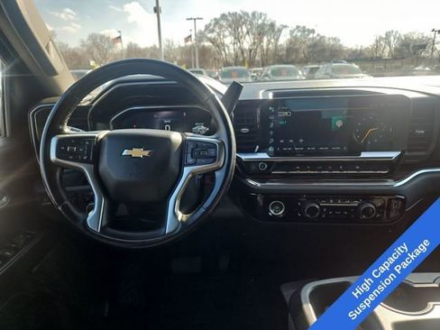 Used 2023 Chevrolet Silverado 1500 LT image 10