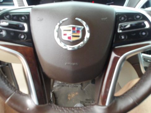 Used 2014 Cadillac SRX Luxury w/ Driver Awareness Package FWD image 20