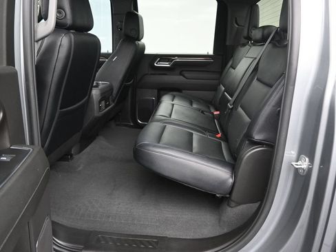Used 2025 Chevrolet Silverado 2500 LT AWD/4WD image 17
