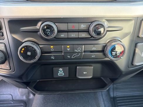New 2025 Ford F550 4x4 Regular Cab Super Duty image 18