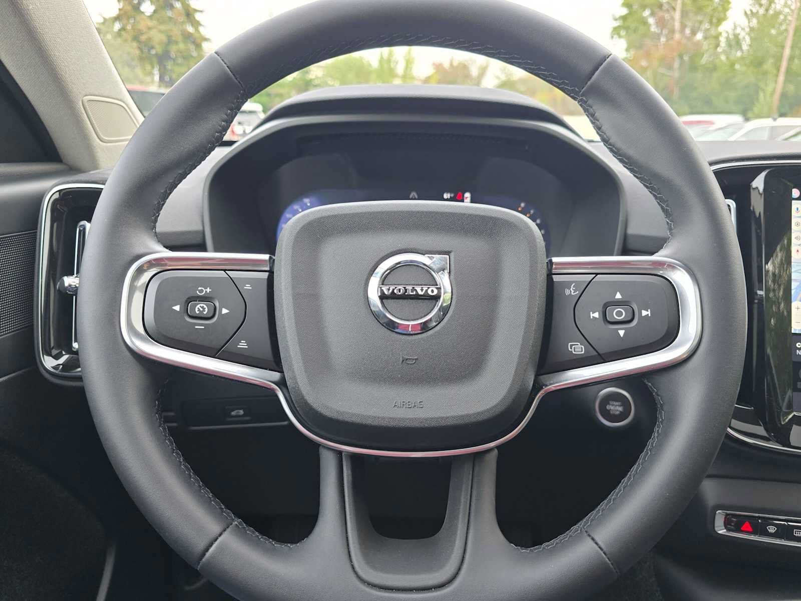 Used 2026 Volvo XC40 B5 Core w/ Climate Package AWD/4WD image 24