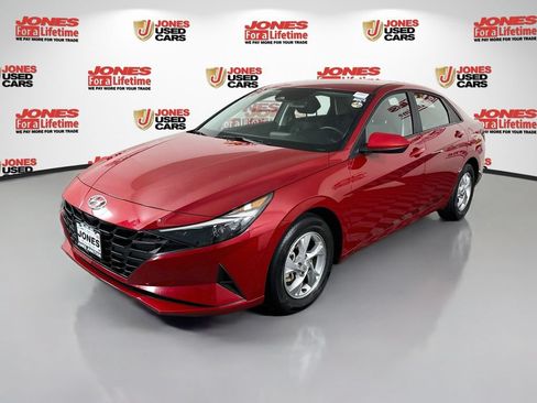 Certified 2023 Hyundai Elantra SE FWD image 12