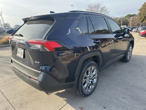 Used 2024 Toyota RAV4 XLE Premium FWD image 9