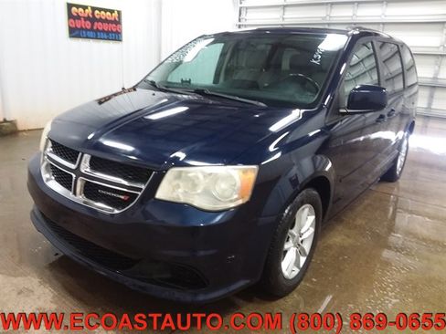 Used 2014 Dodge Grand Caravan SXT w/ Rear Park Assist Package image 4