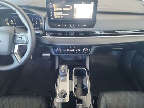 Used 2025 Mitsubishi Outlander SEL AWD/4WD image 21
