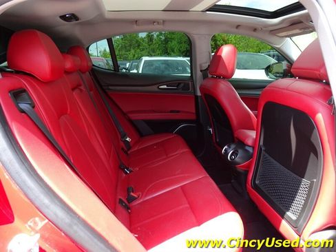 Used 2018 Alfa Romeo Stelvio Ti AWD/4WD image 14