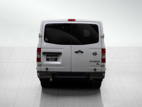 Used 2020 Nissan NV 3500 SL image 5