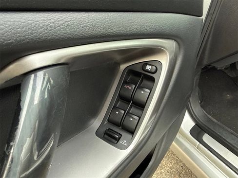 Used 2005 Subaru Legacy 2.5GT Limited image 11