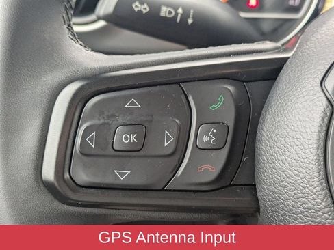 Used 2023 Jeep Gladiator Sport AWD/4WD image 14