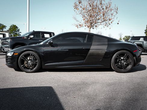 Used 2010 Audi R8 V10 image 7
