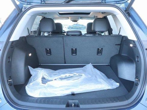 New 2026 GMC Terrain Denali w/ LPO, Black Badging Package image 9