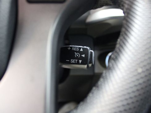 Used 2016 Toyota Tacoma TRD Sport w/ Premium & Technology Package image 35