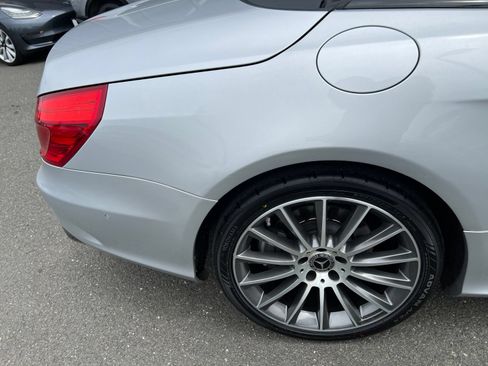 Used 2019 Mercedes-Benz SL 550 image 14