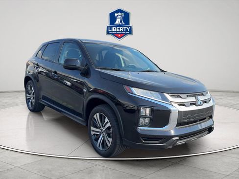 Used 2025 Mitsubishi Outlander Sport ES AWD/4WD image 3