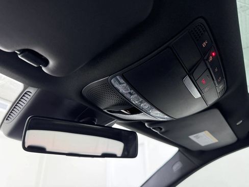 Used 2019 Mercedes-Benz C 300 Sedan image 19