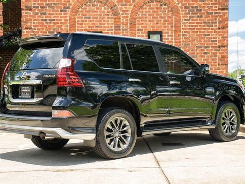 Used 2018 Lexus GX 460 Premium AWD/4WD image 5