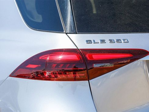 New 2025 Mercedes-Benz GLE 350 4MATIC image 8