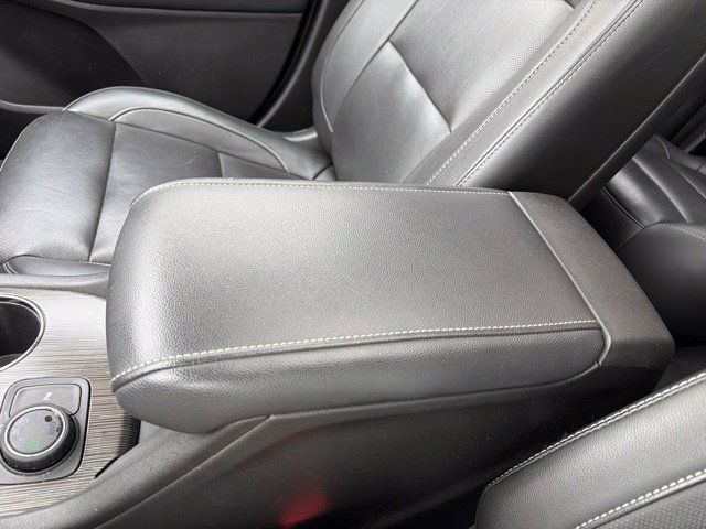 Used 2019 GMC Acadia SLT w/ Black Edition AWD/4WD image 27