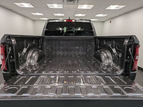 Used 2025 RAM 1500 Big Horn AWD/4WD image 26