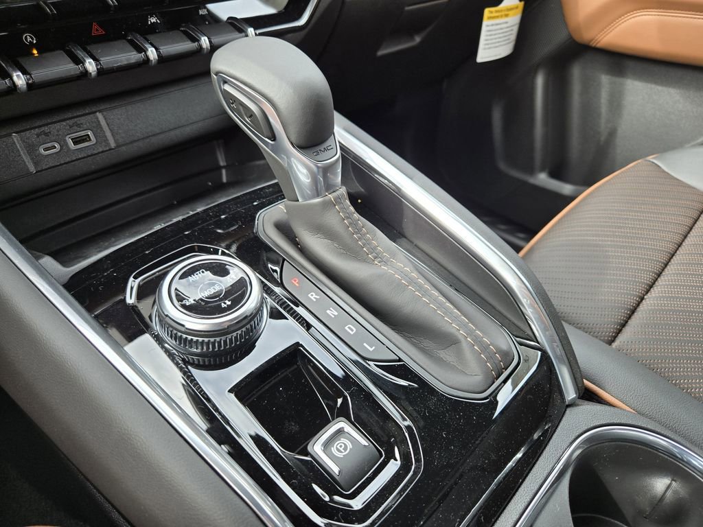 New 2026 GMC Canyon AT4 w/ AT4 Premium Package AWD/4WD image 15