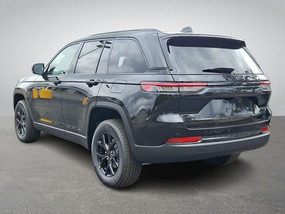 New 2025 Jeep Grand Cherokee Altitude