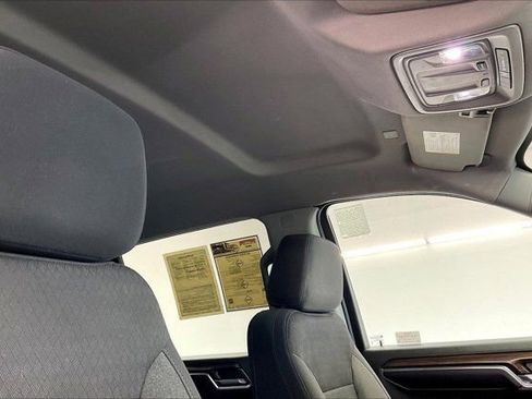 Used 2024 Chevrolet Silverado 2500 LT image 24