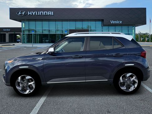 New 2026 Hyundai Venue SEL FWD image 3