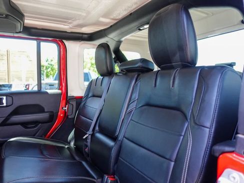 Used 2023 Jeep Wrangler Unlimited Sahara w/ Dual Top Group AWD/4WD image 24