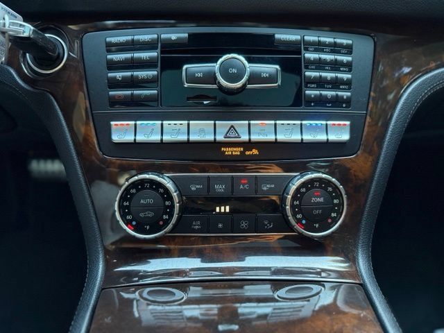 Used 2013 Mercedes-Benz SL 550 image 34