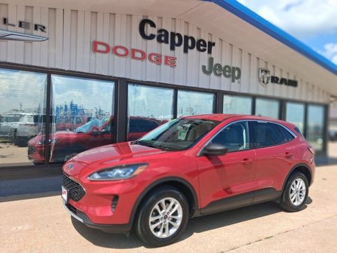 Used 2022 Ford Escape SE w/ Convenience Package AWD/4WD image 1