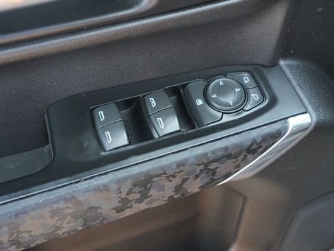 Used 2019 GMC Sierra 1500 Elevation w/ Elevation Value Package AWD/4WD image 17