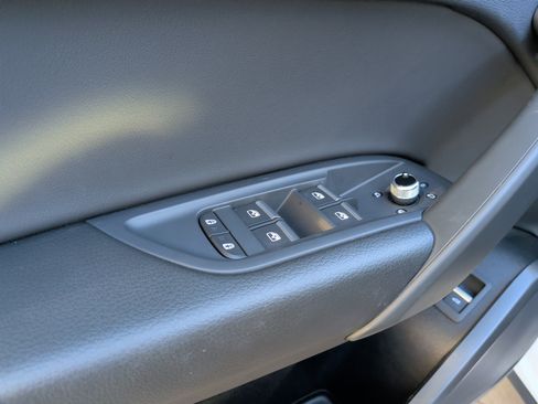 Used 2024 Audi Q5 2.0T Premium image 15