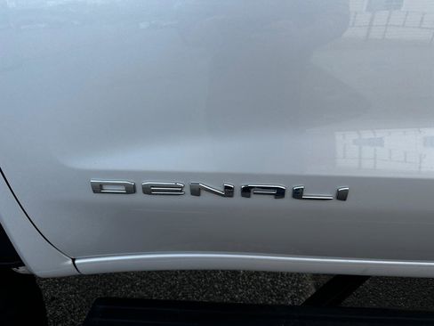 Used 2019 GMC Sierra 1500 Denali w/ Denali Ultimate Package image 32