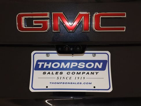 Used 2026 GMC Yukon AT4 w/ AT4 Premium Package AWD/4WD image 42