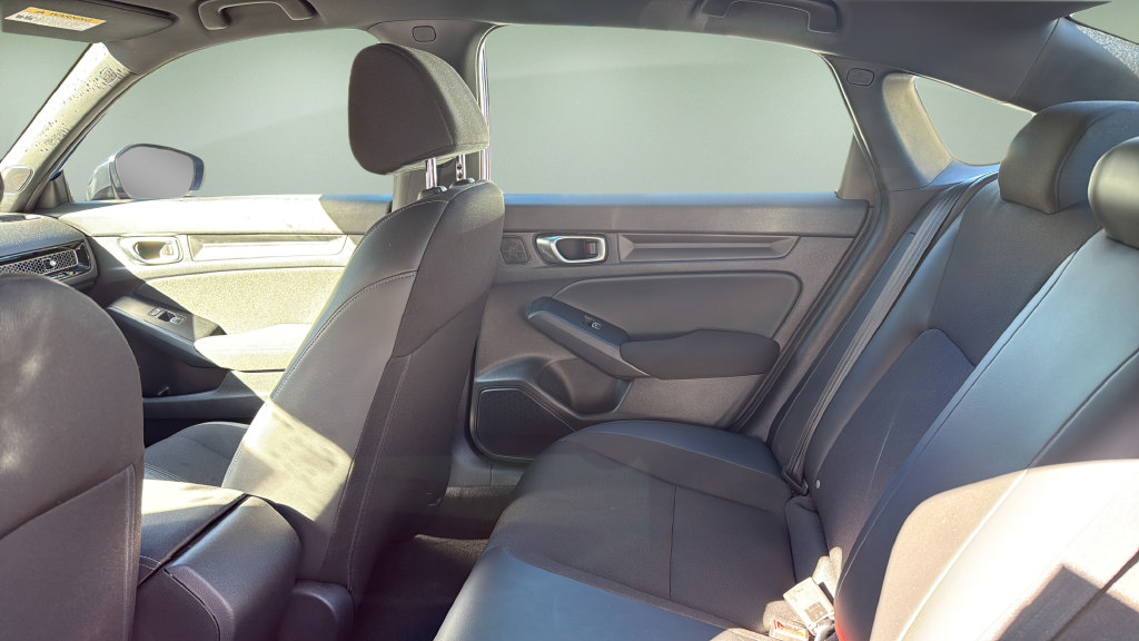 Used 2023 Honda Civic Sport image 16