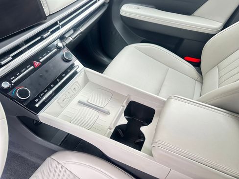 Used 2025 Hyundai Santa Fe SEL image 43