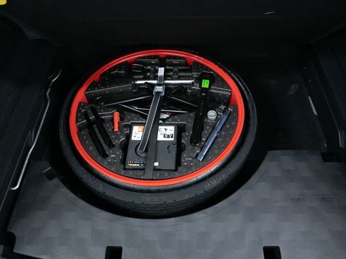 New 2026 Porsche Cayenne GTS AWD/4WD image 36