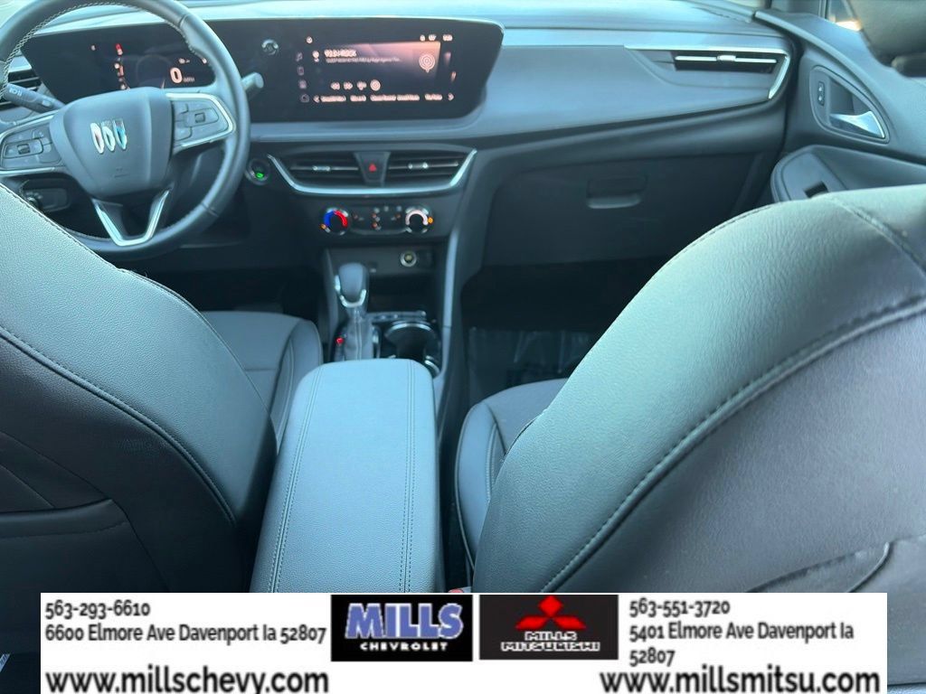 Used 2024 Buick Encore GX Preferred AWD/4WD image 25