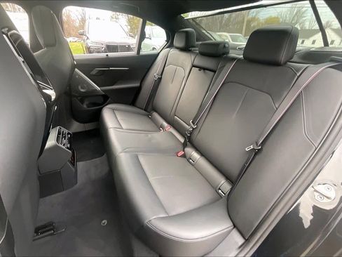 Used 2026 BMW M5 w/ Executive Package image 20