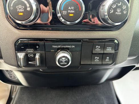 Used 2025 RAM 1500 Tradesman w/ Night Edition AWD/4WD image 22