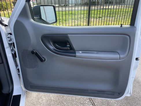 Used 2009 Ford Ranger XL image 16