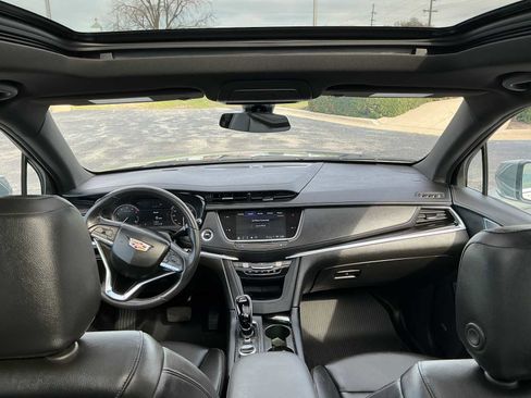 Used 2024 Cadillac XT6 Luxury w/ LPO, Floor Liner Package AWD/4WD image 7